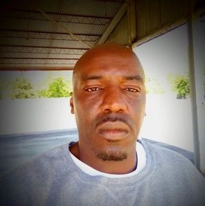 Meet your Posher, Enesto